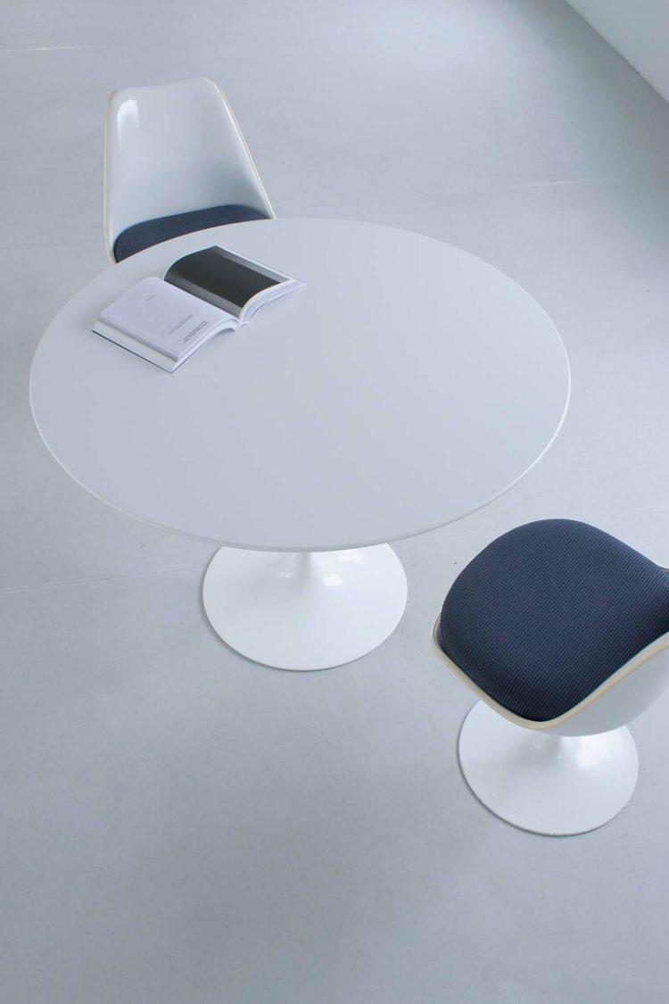Eero Saarine Collection Chair