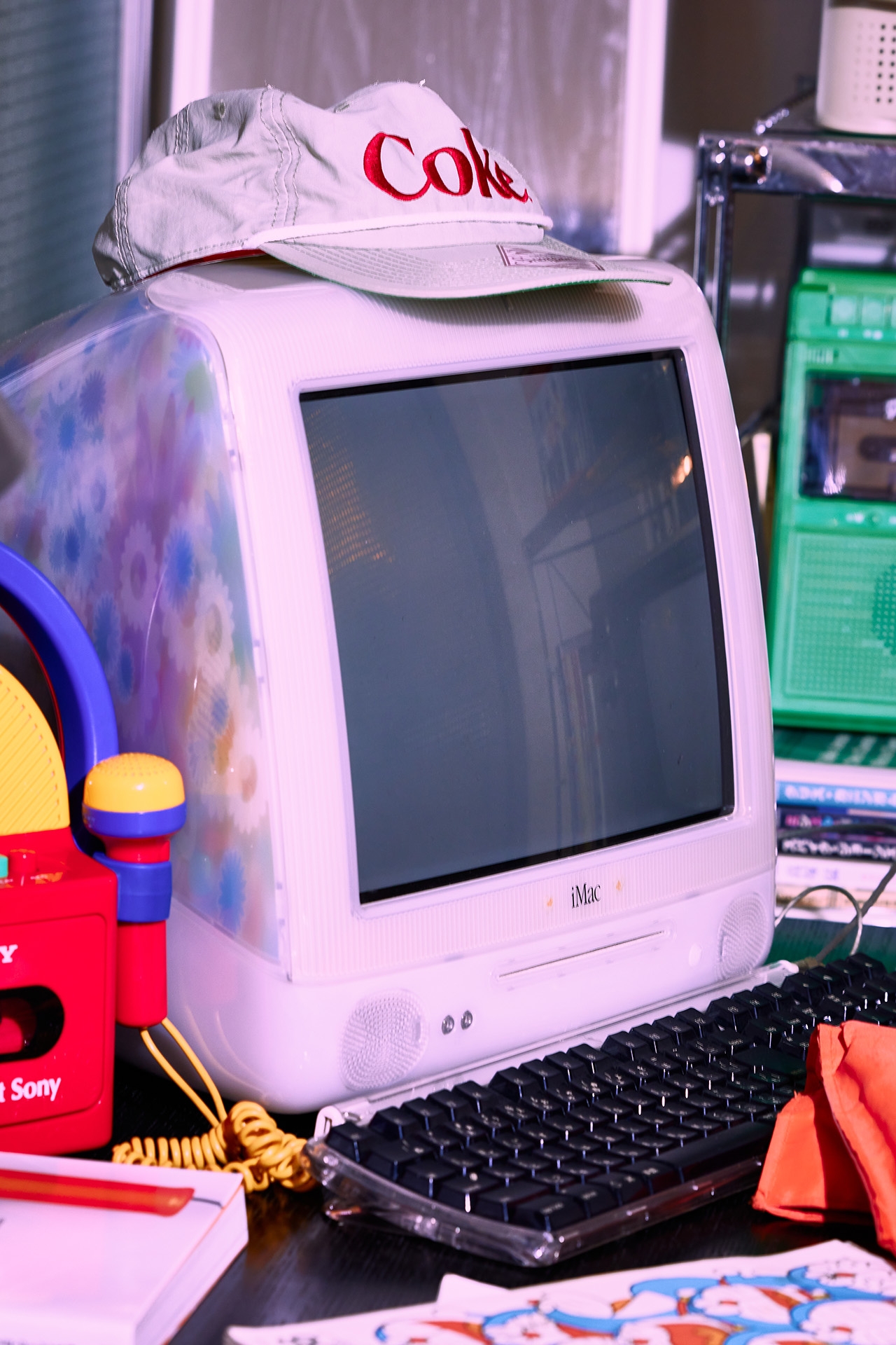 スケルトンデザインの初期iMac