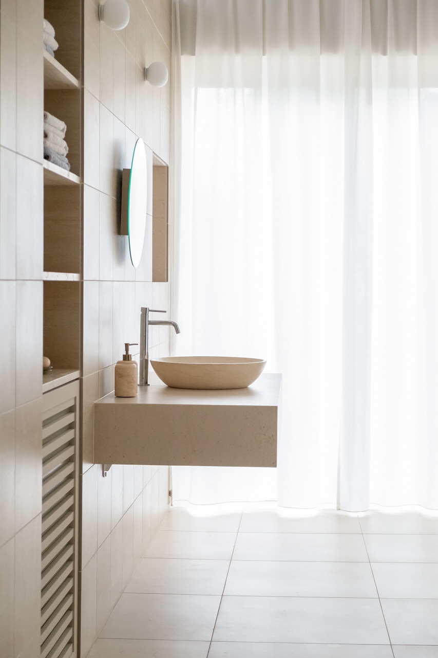 カメラを引いて撮影できます