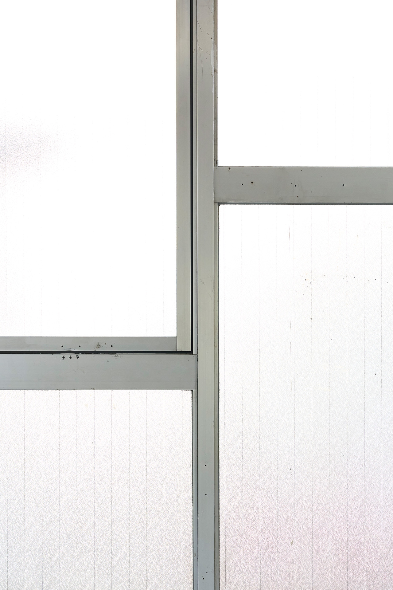 昭和に作られた、味のある窓枠