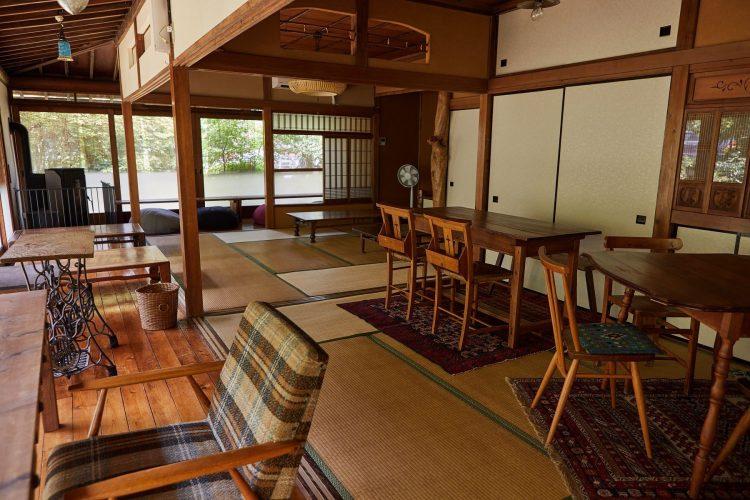 縁側の東側から