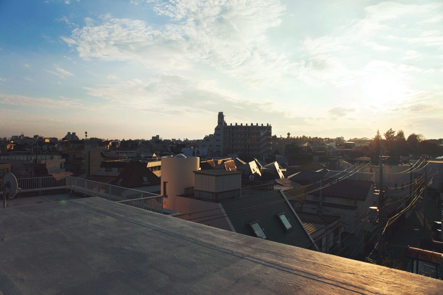 屋上ルーフからの抜け