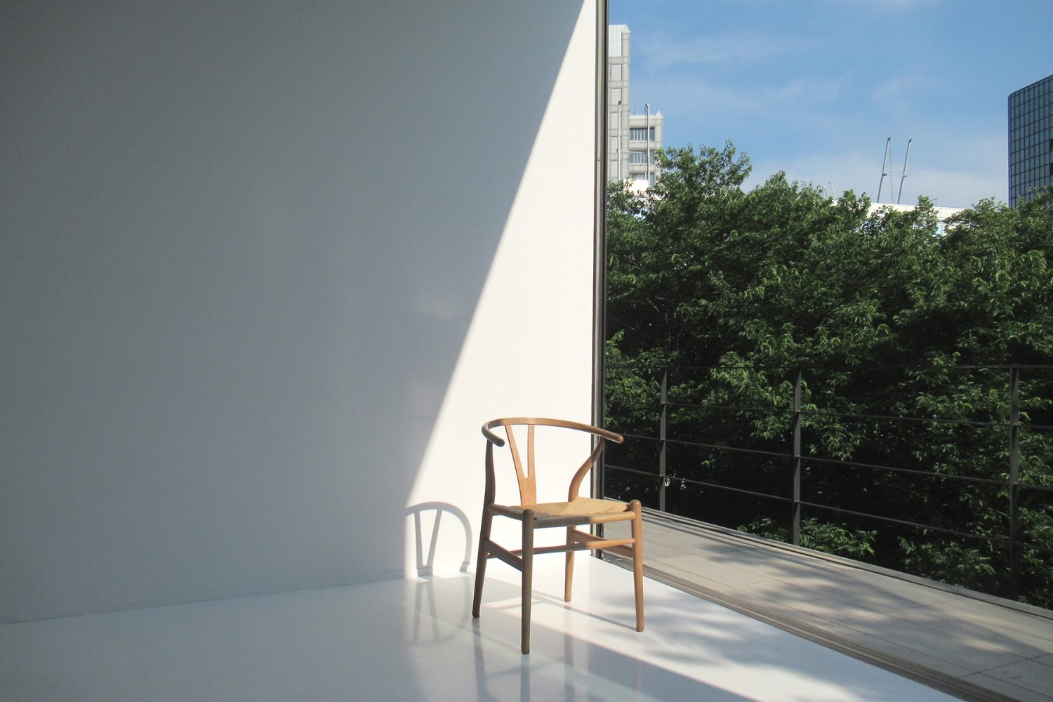 東壁✕緑抜けベランダ