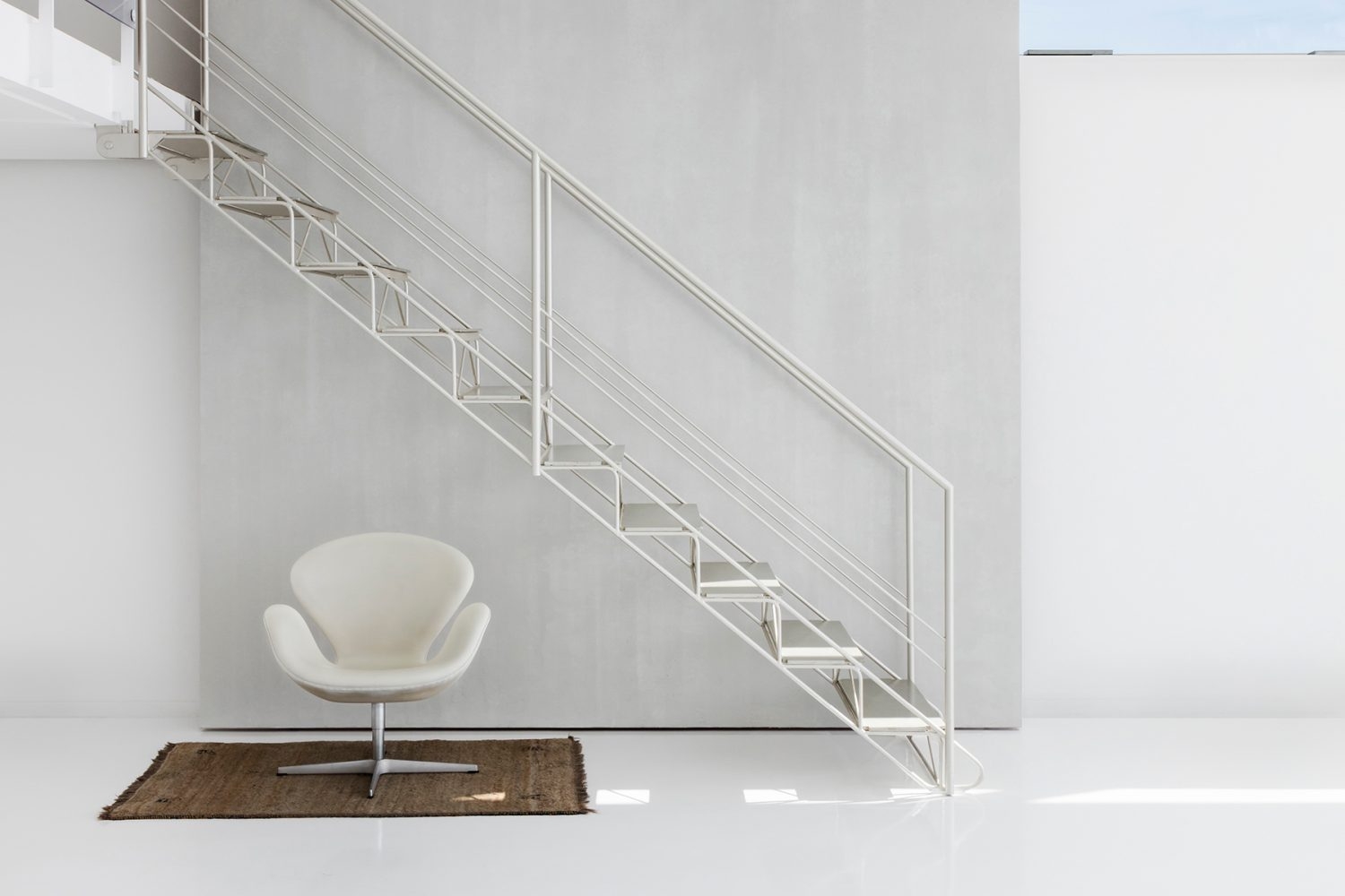 階段✕コンクリート可動壁