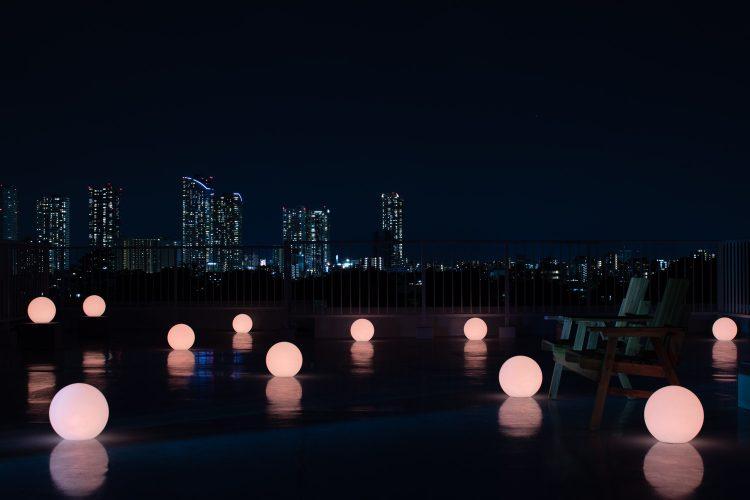 リモコンで調光/色替え可能