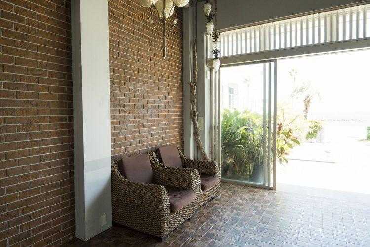 正面メイン棟1階ホール