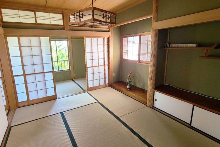 隣接する戸建ての和室