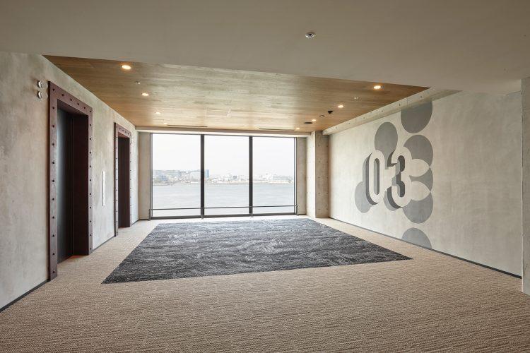 3F エレベーターホール