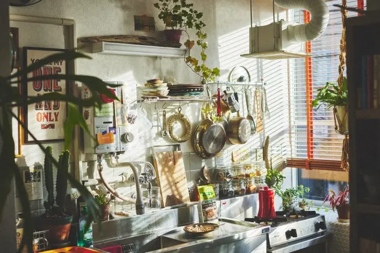 5月15:00の日差し