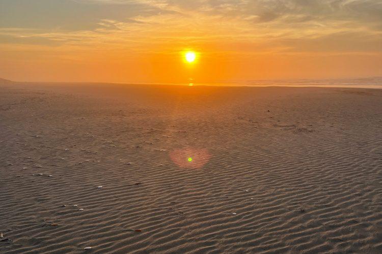 徒歩で行ける松ヶ谷海岸の日の出