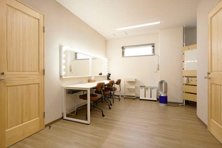 メイクルーム / フィッティング