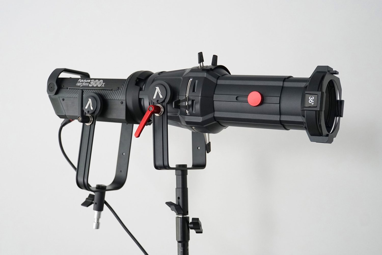 アプチャー LS 300x +SpotLight