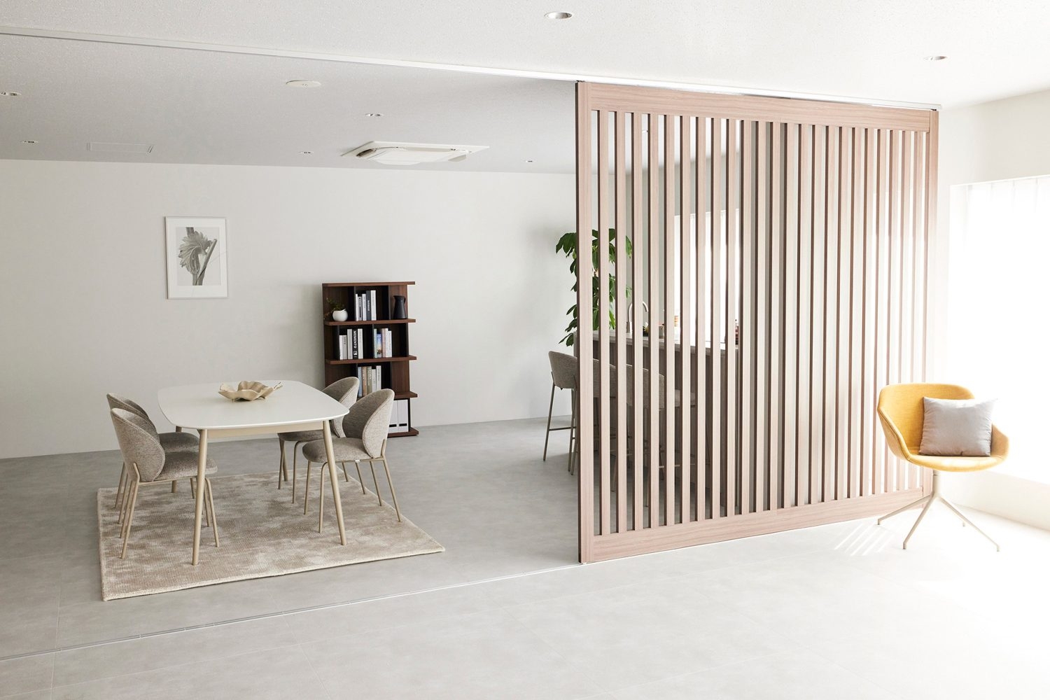 パーテーションで部屋分割可