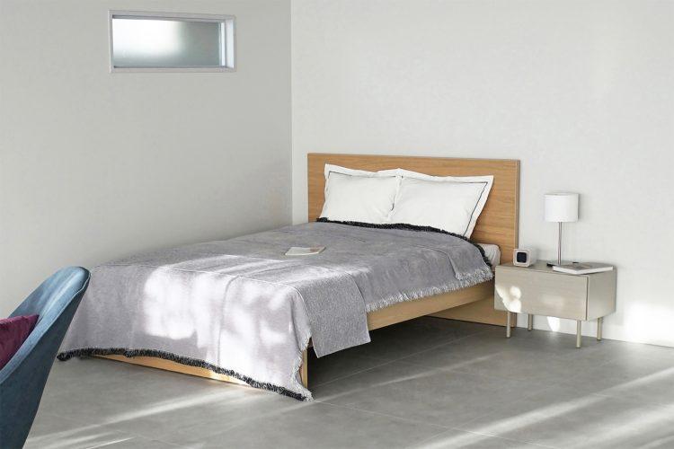 ベッド・サイドボード