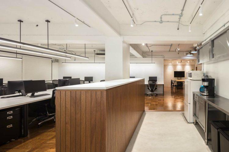 オフィスエントランス