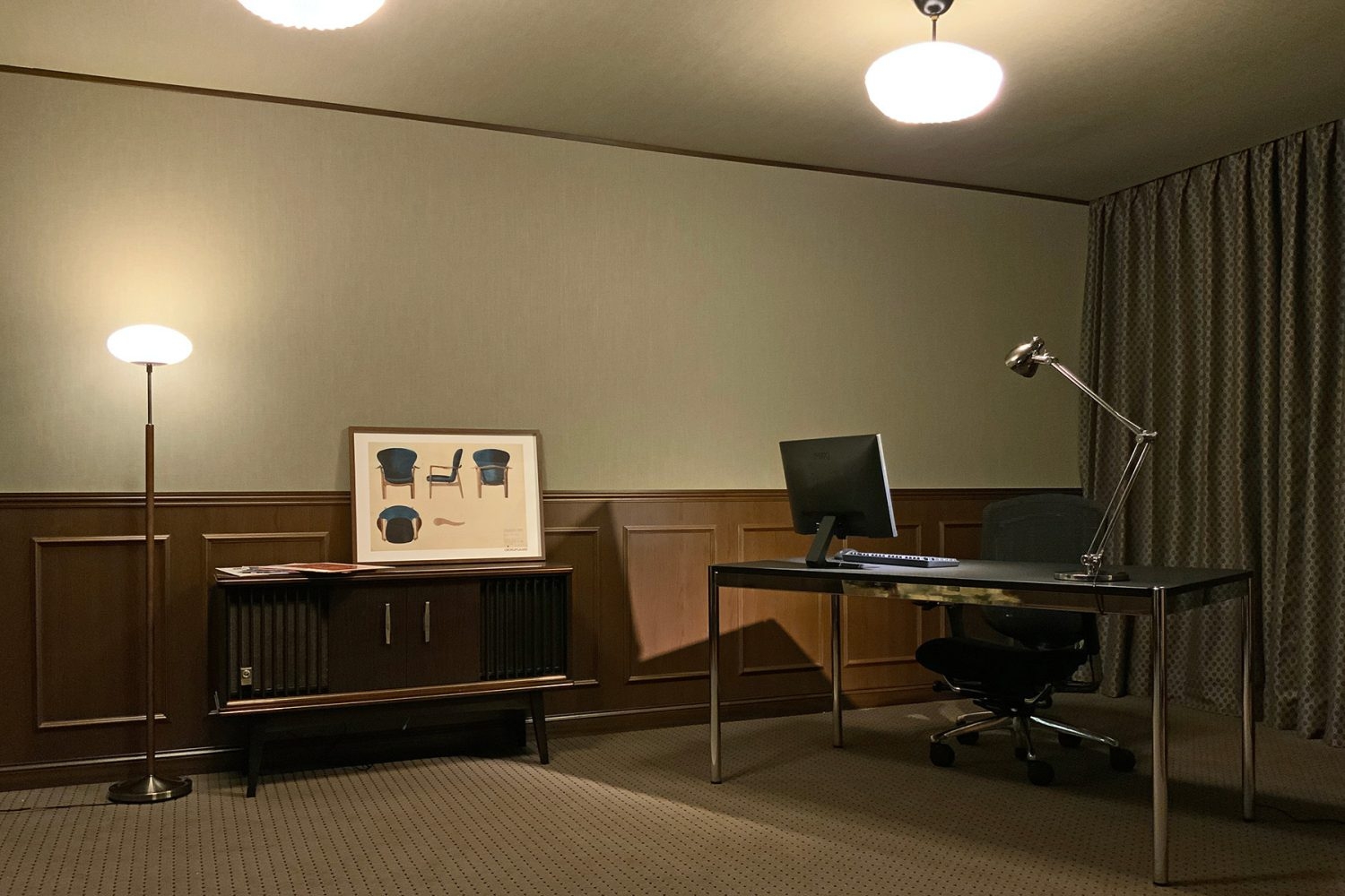 夜間 室内照明使用