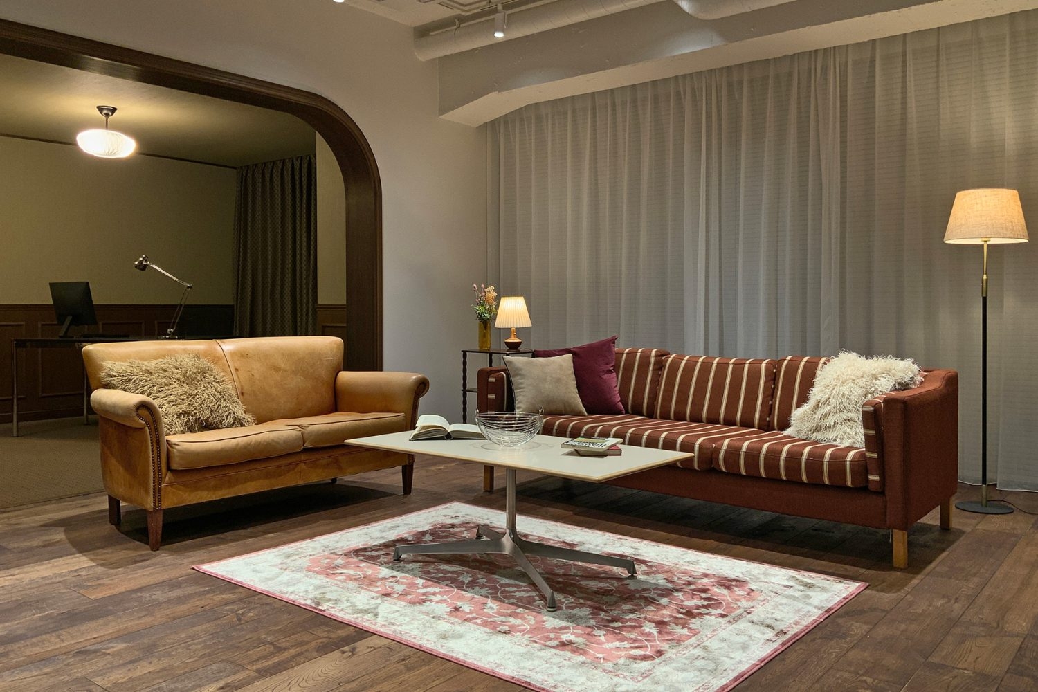 夜間 室内照明使用