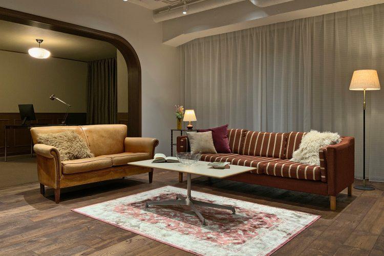 夜間 室内照明使用