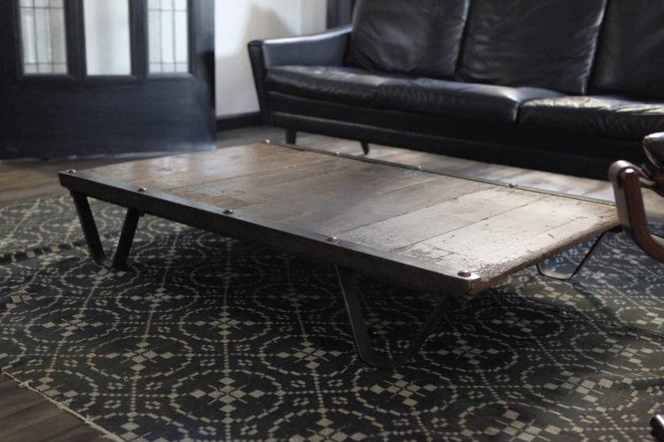 ローテーブルは物撮りにも