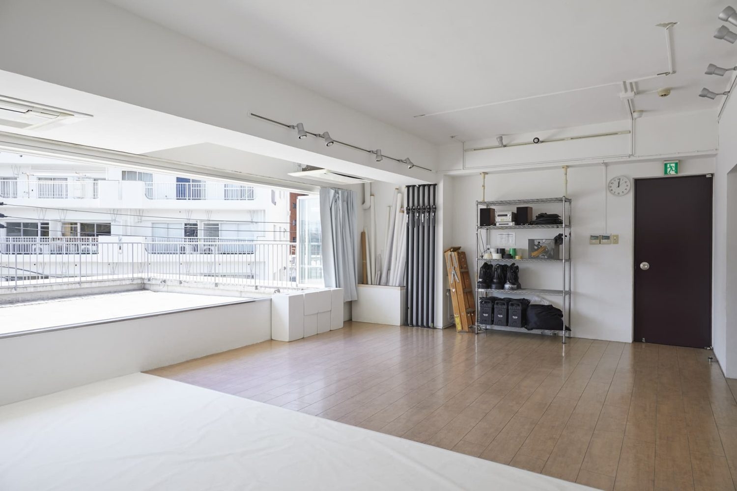 ストロボ機材常備(有料)