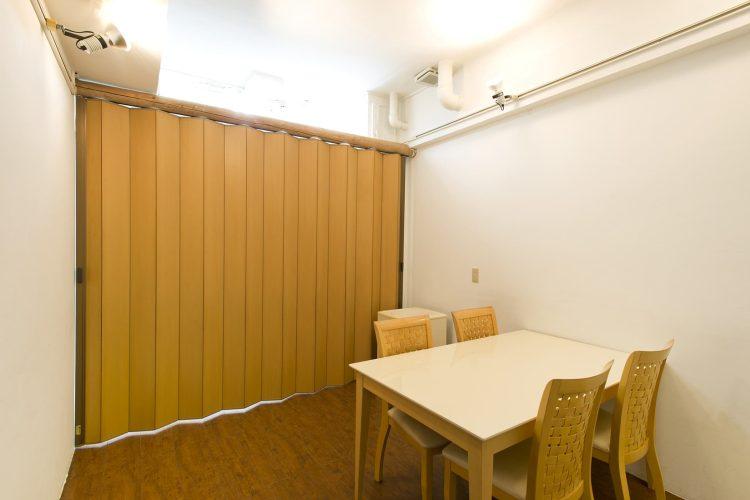 ウッドカーテン仕切り