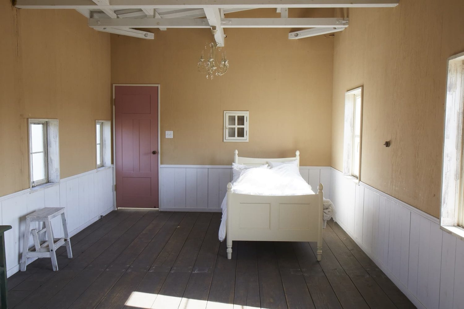 2F ベッドルーム