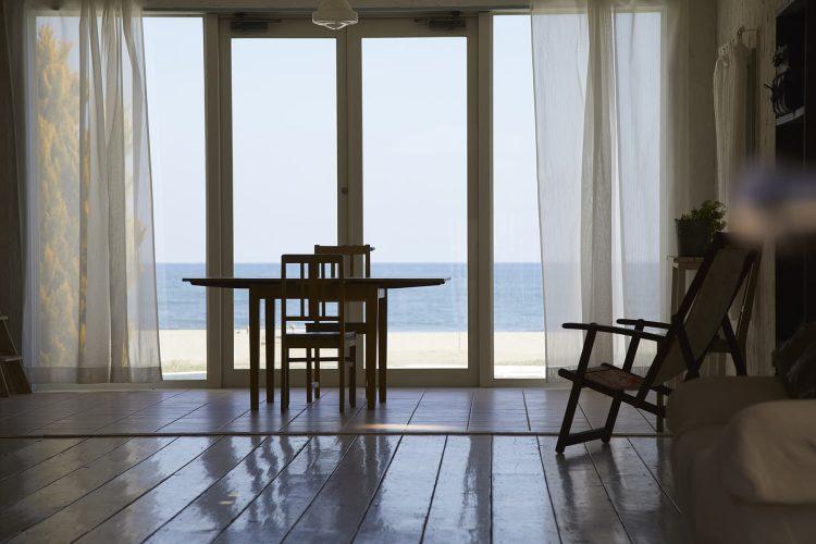1F 海が見えるダイニング