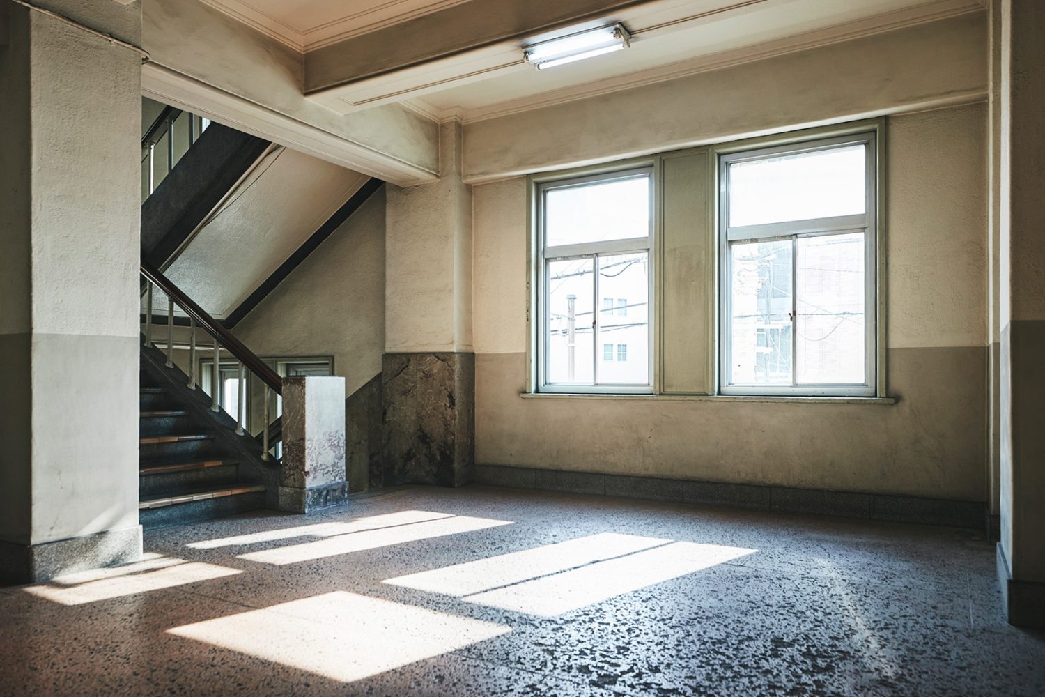 要相談:エレベーターホール