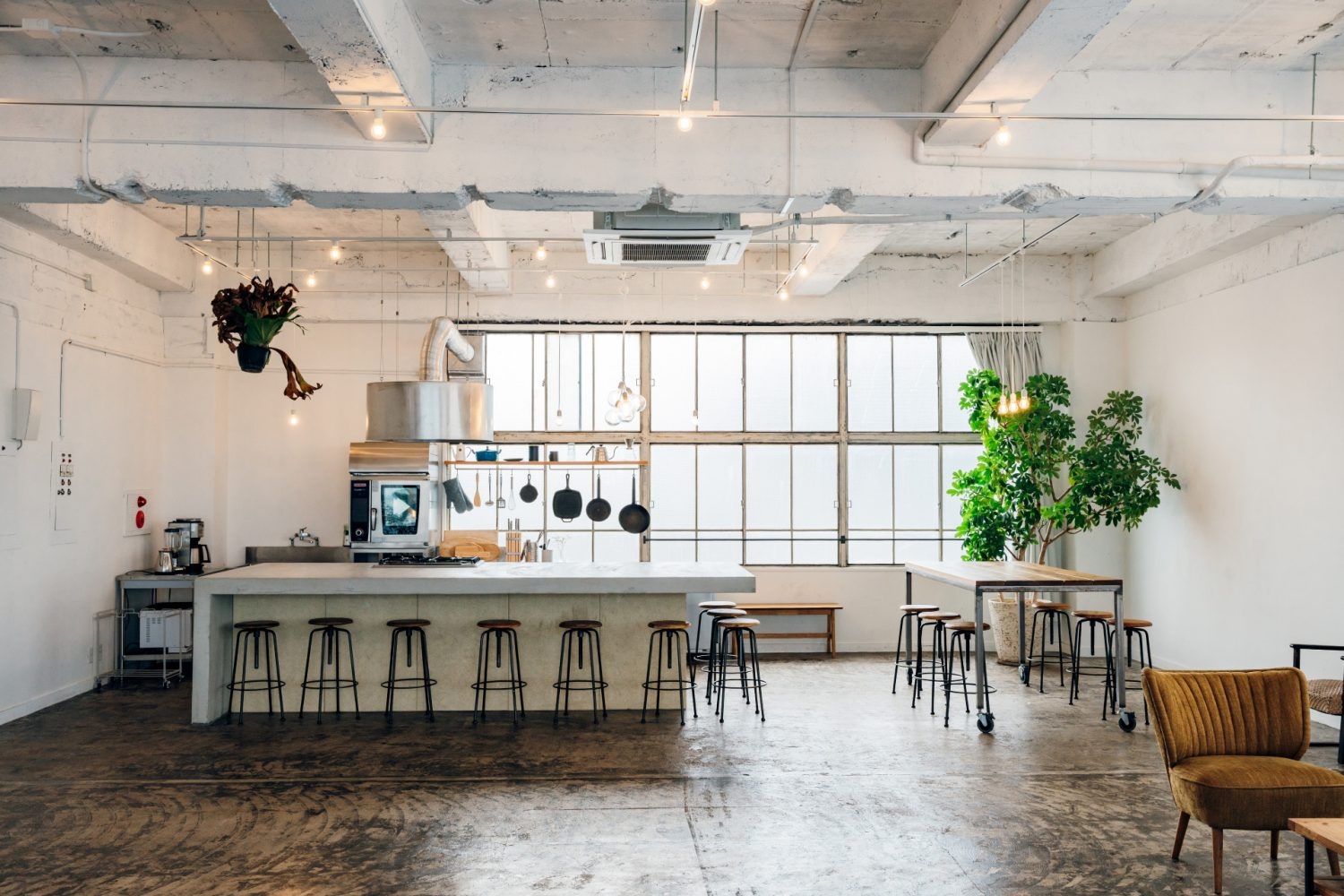 大きなアイランドキッチン