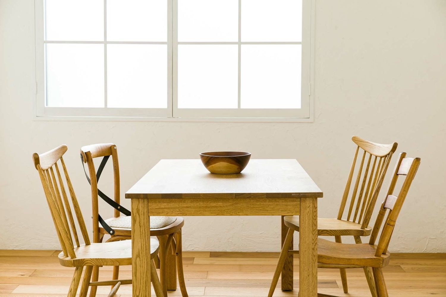 南から直射の入るダイニング