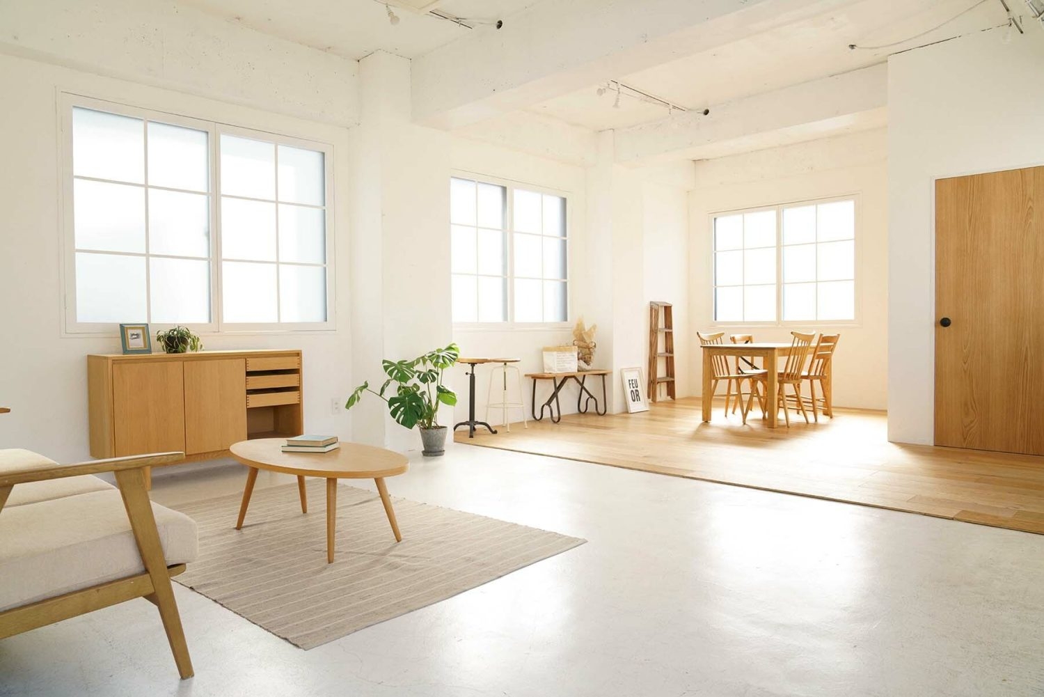 フローリングを延長