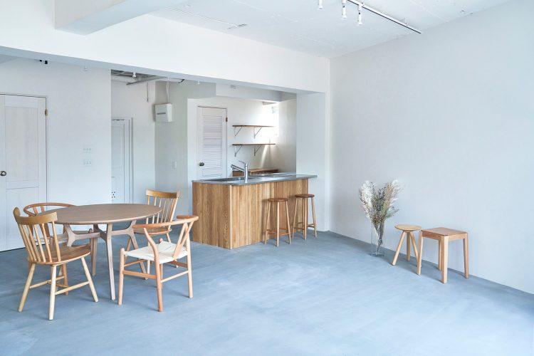 北側と東側の壁