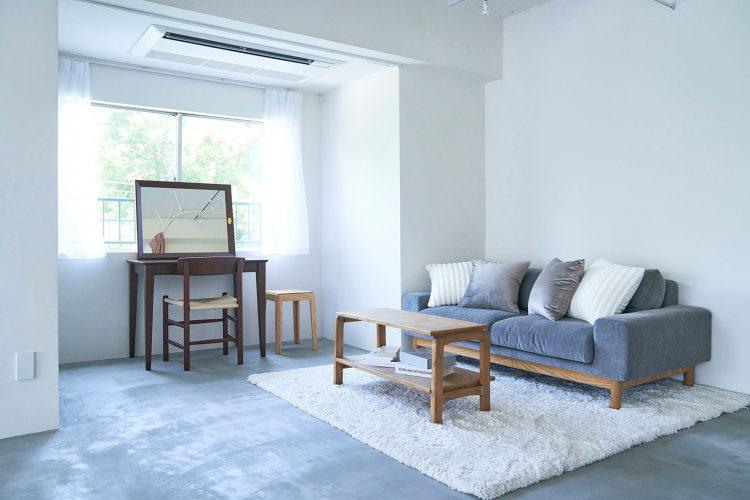 西側の窓(メイクスペース)