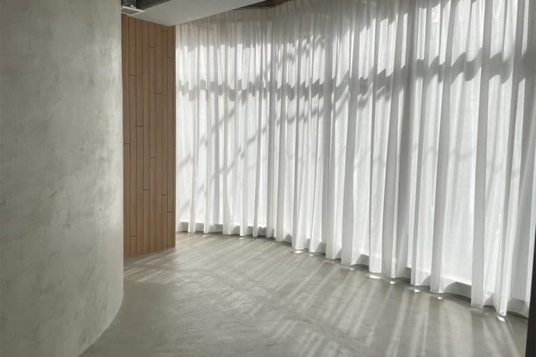 Room.02