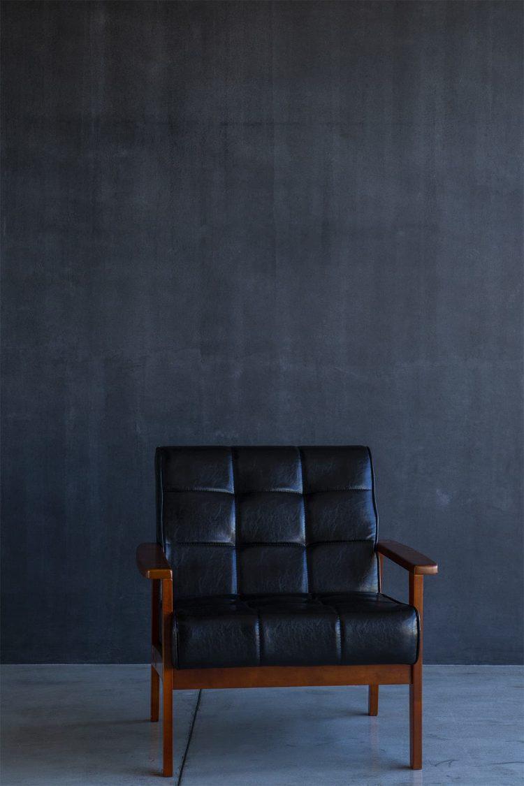 インダストリアル調の家具