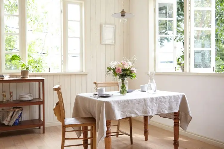 花瓶は数種類ご用意あり