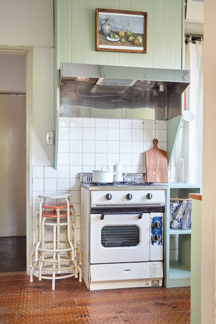 レトロなキッチン(オーブン使用不可)
