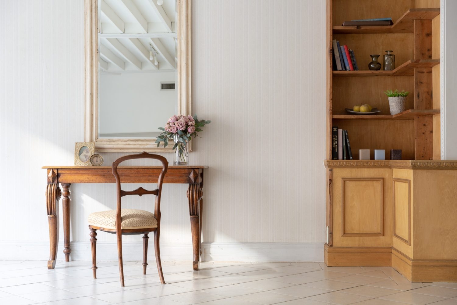 メインルームに設置されたドレッサー