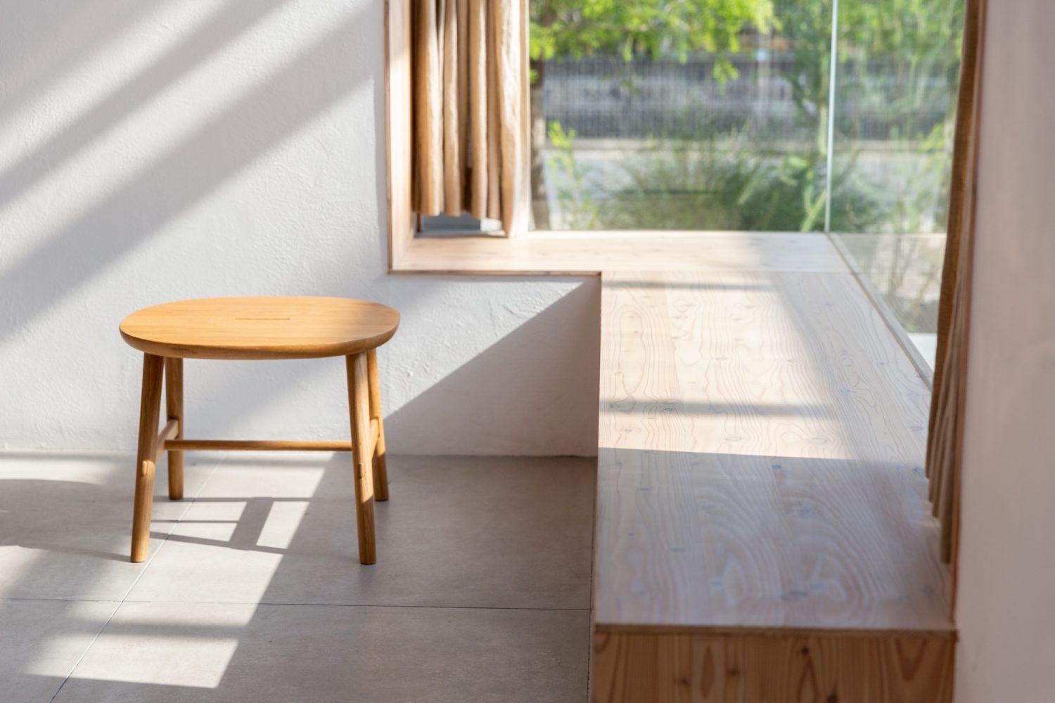 高さにこだわったベンチ