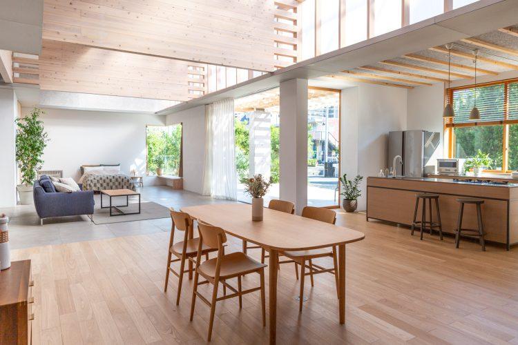 すべてのスペースがひと続きに