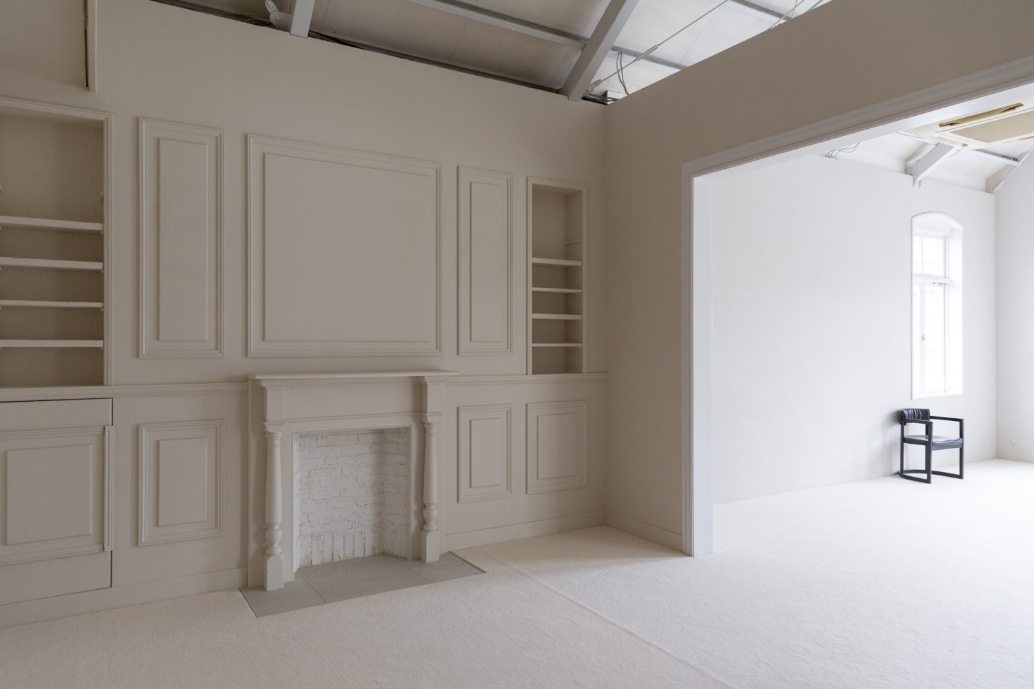 メインルームからの光がやさしく広がる