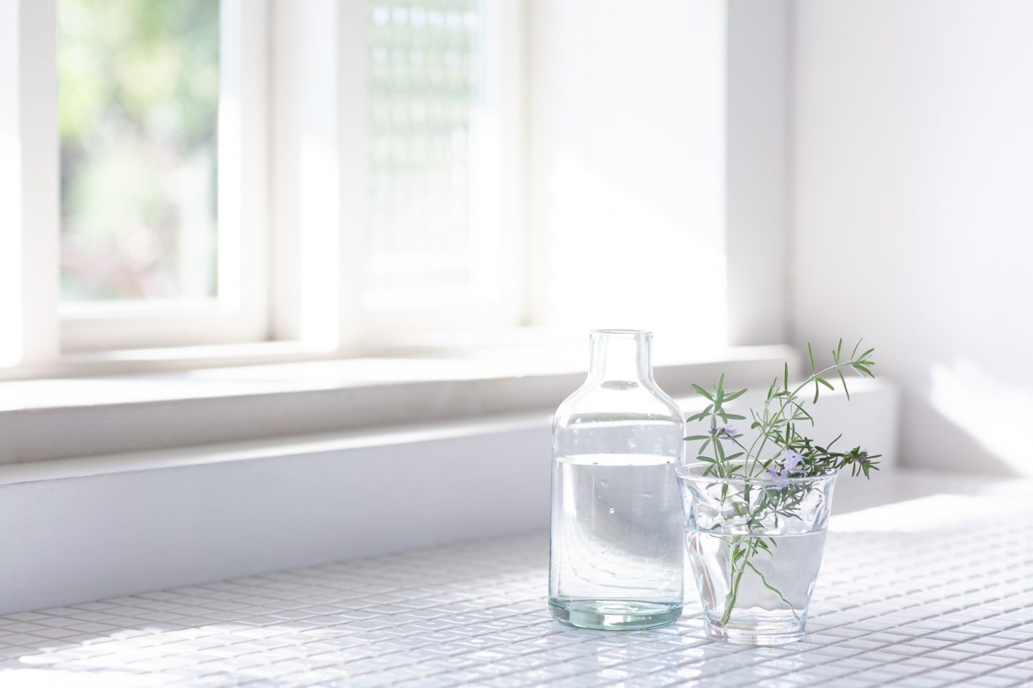 タイルの天板で物撮りもおすすめ