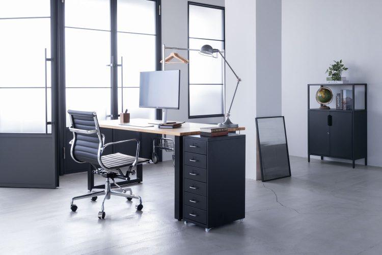 クールなオフィスシーン