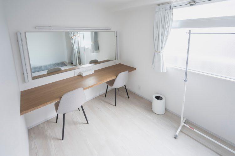 メイクルーム / フィッティング