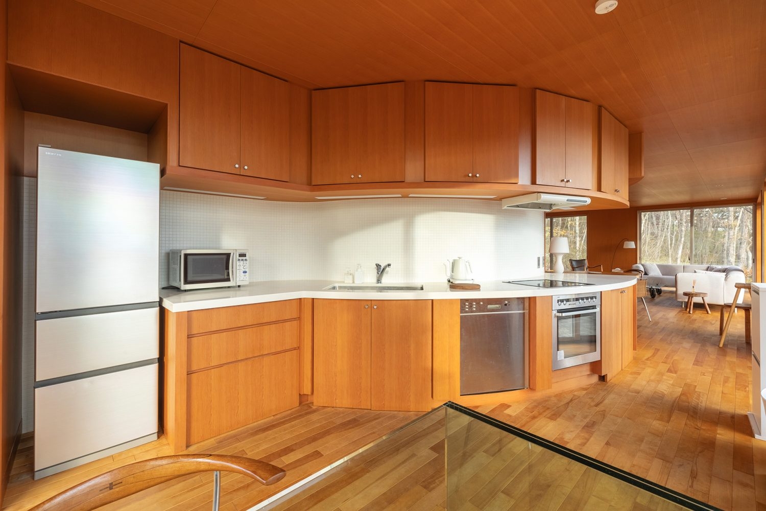 キッチンでの調理シーンも可能