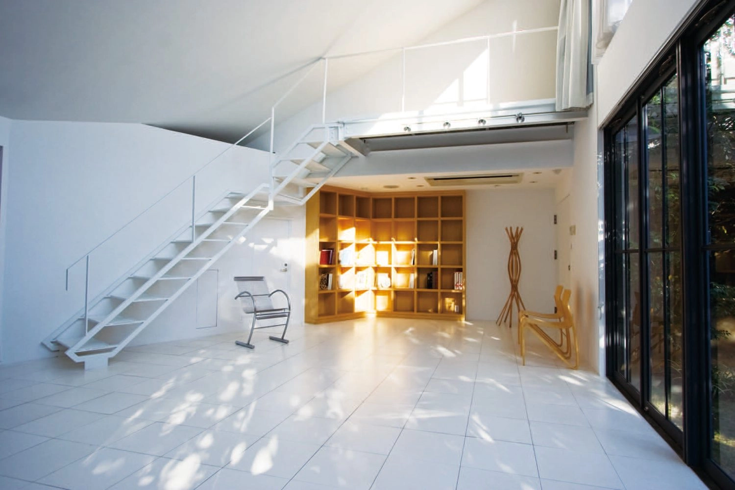 俯瞰撮影可能なロフトスペース