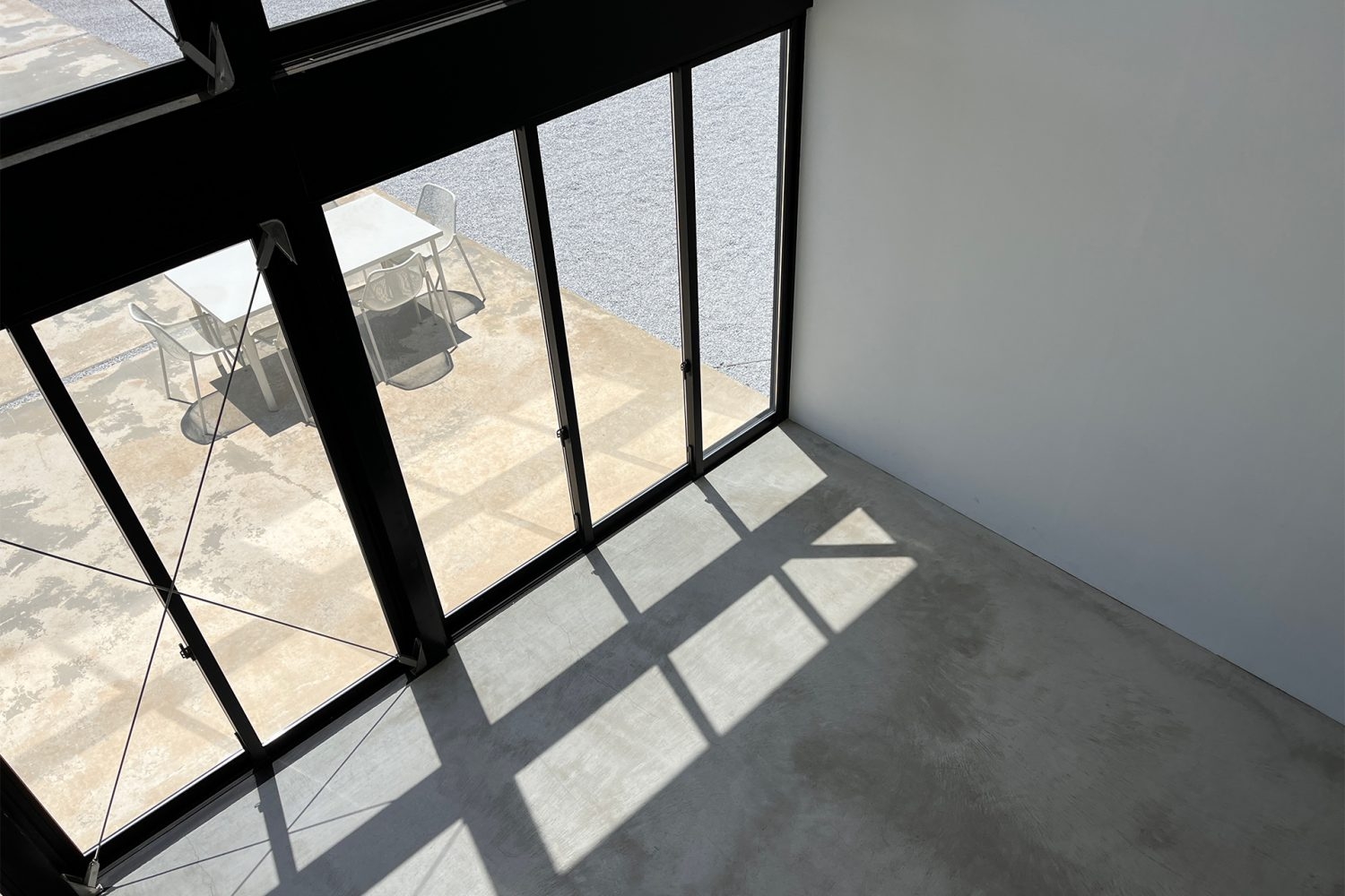 2Fから俯瞰撮影が可能