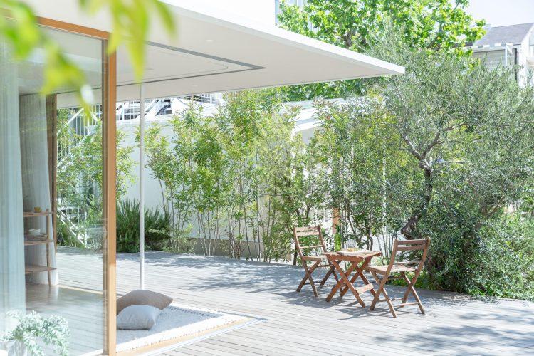 さまざまなアングルで撮影可能