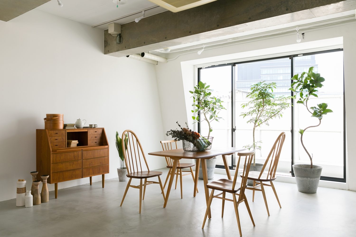 4F / ナチュラルなダイニング