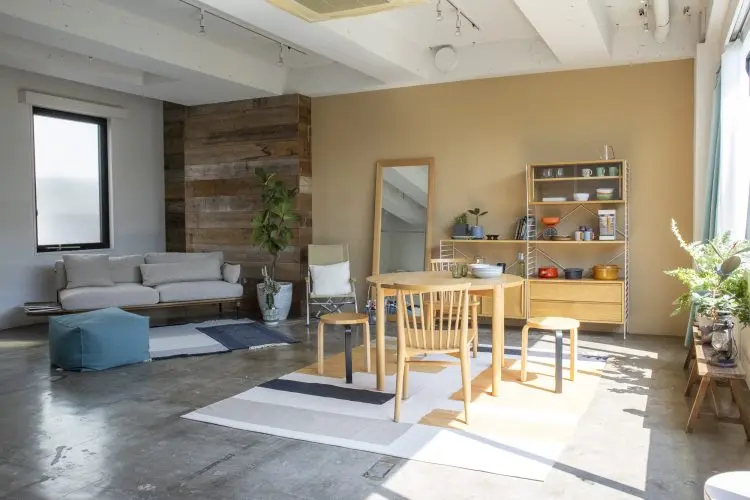 CLASSIC 広々としたダイニング